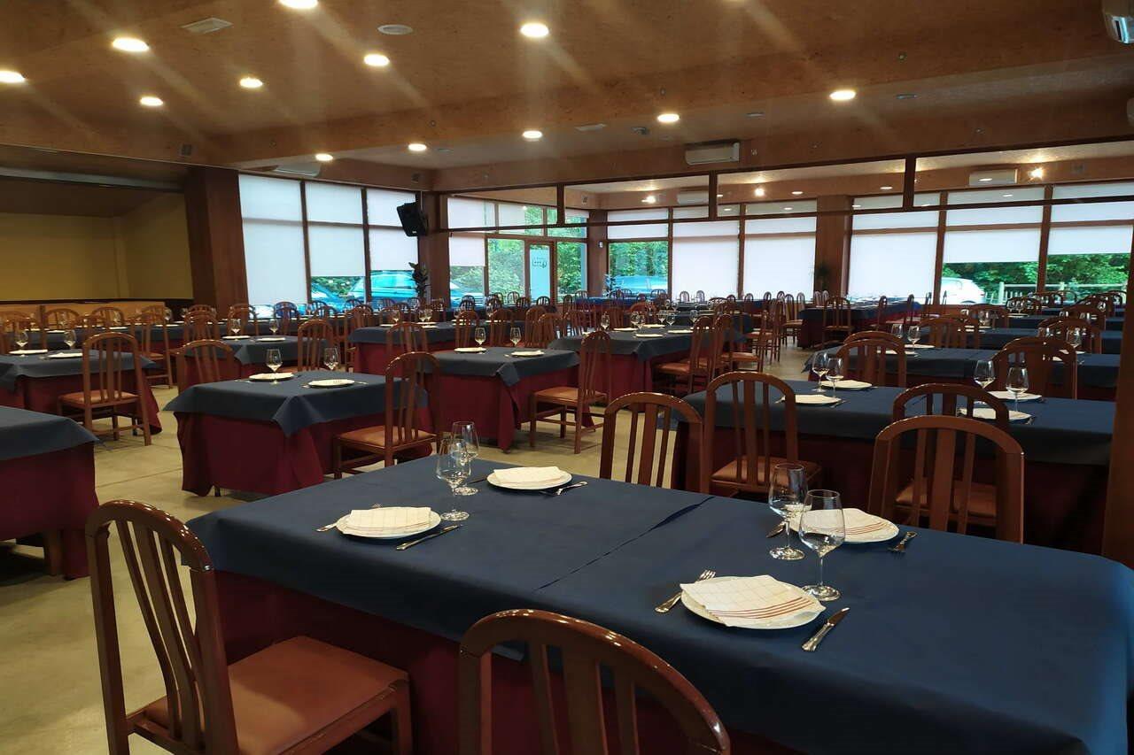 Hotel Santa Cristina โปลา เด เลนา ภายนอก รูปภาพ